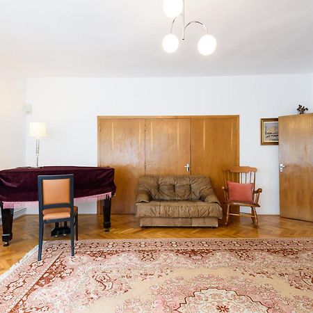 Апартаменты Casa Cu Cires Брашов Экстерьер фото